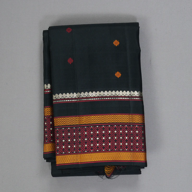 Hayagrivas Handloom Black Kanjivaram Silk Saree KBF287E3-4 - Image 2
