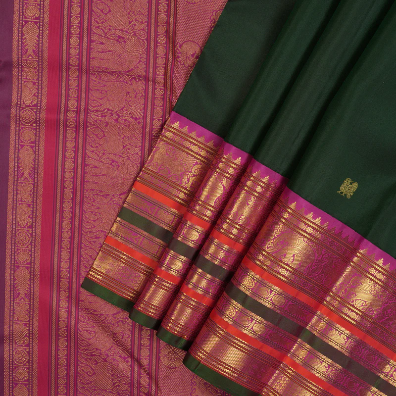 Hayagrivas Handloom Karum Pachai Kanjivaram Silk Saree with Magenta Border KBE2086A4-2 - Image 3