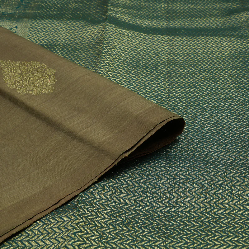 Hayagrivas Handloom Mehandi Green Kanjivaram Silk Saree KBE749G18-1 - Image 3